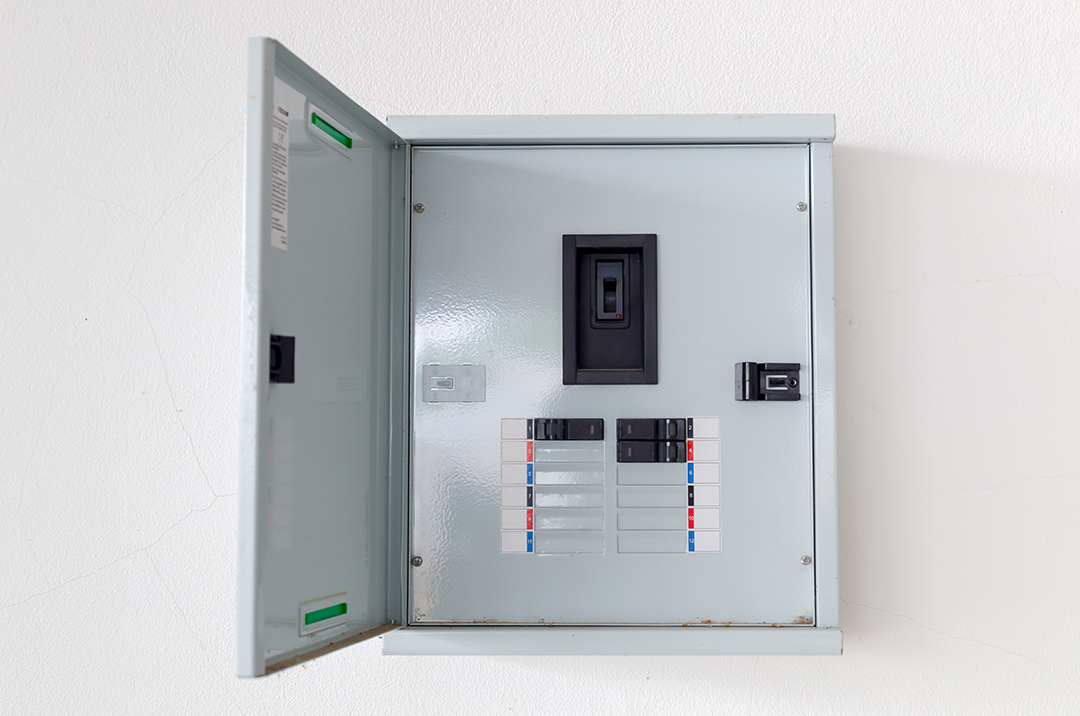electrical panel breaker box