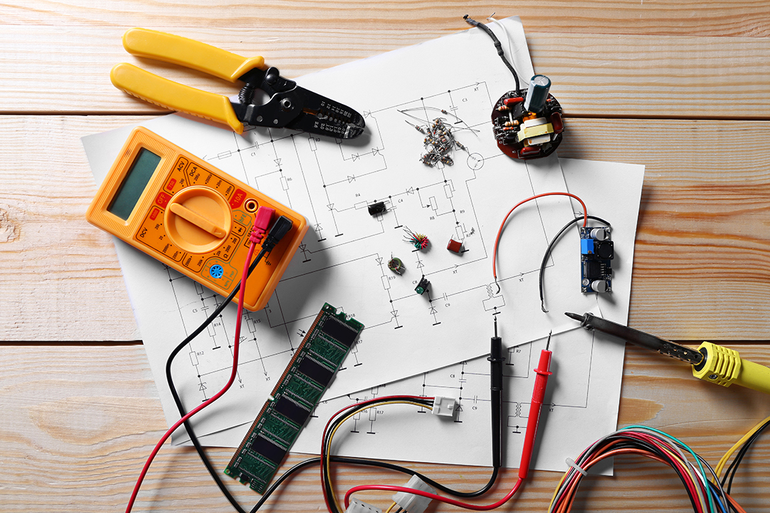 professional electrician tools